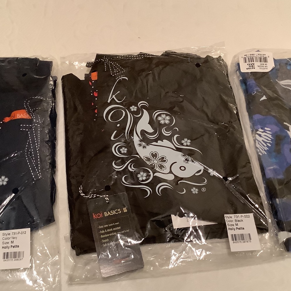 Brand New Petite Scrubs